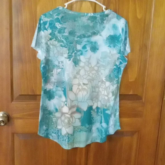 Style & Co Green Multicolored embellished hi-low women's Top Size M - Picture 4 of 5